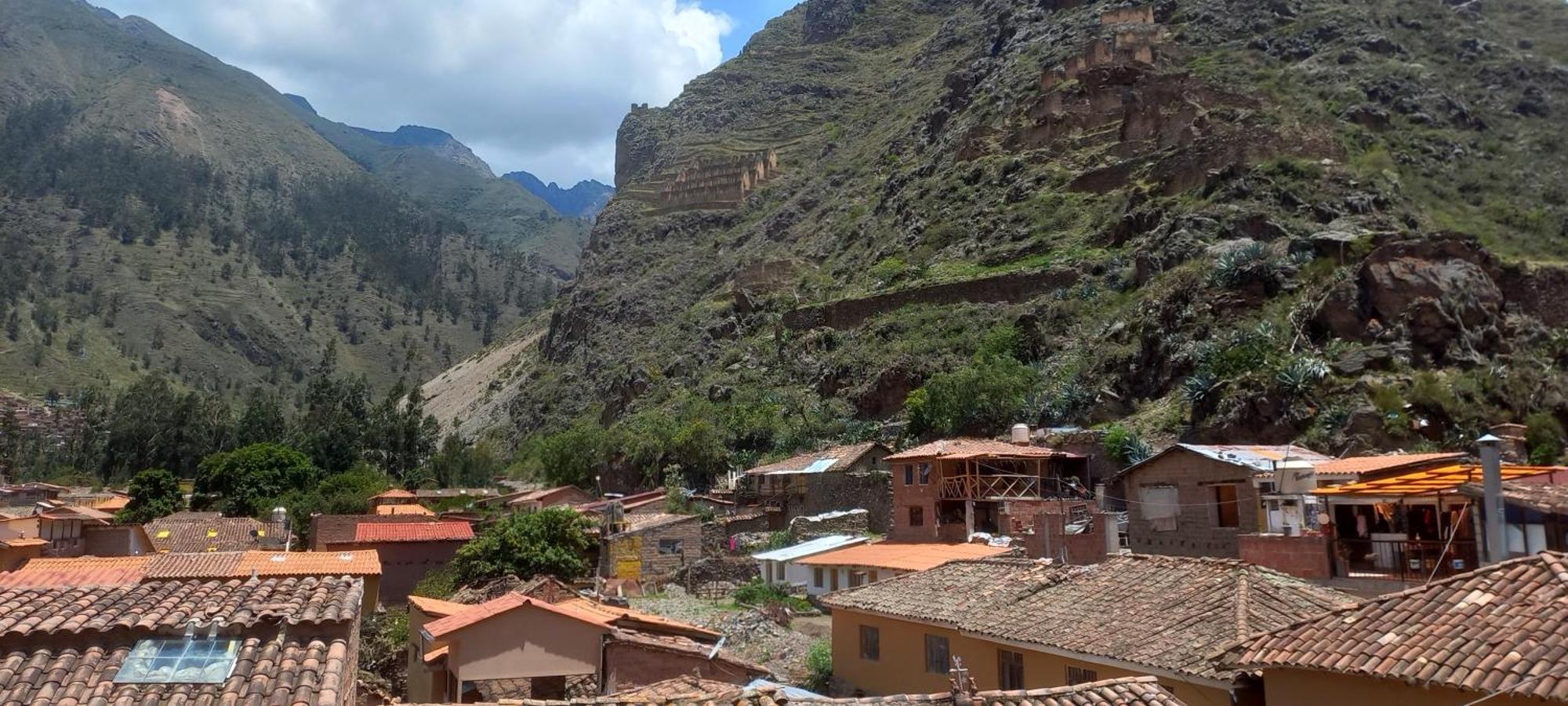 Hostal Raymi Оллантайтамбо Экстерьер фото